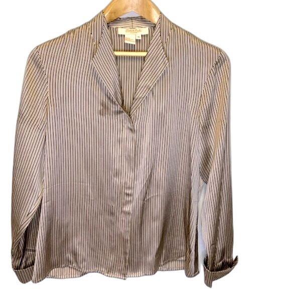 Peck & Peck Tan Navy Striped Silk Charmeuse V-neck Button Front Blouse Size 10 - Picture 3 of 12